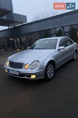 Седан Mercedes-Benz E-Class 2004 в Синельниково