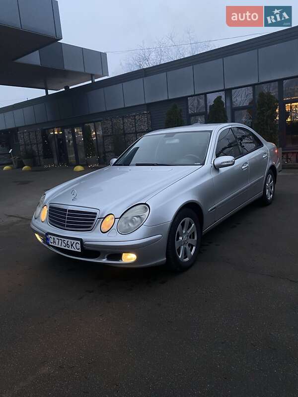 Mercedes-Benz E-Class 2004