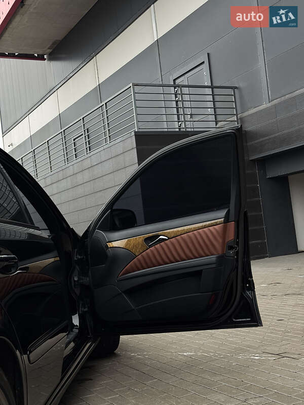 Седан Mercedes-Benz E-Class 2007 в Києві фото 26 Седан Mercedes-Benz E-Class 2007 в Києві