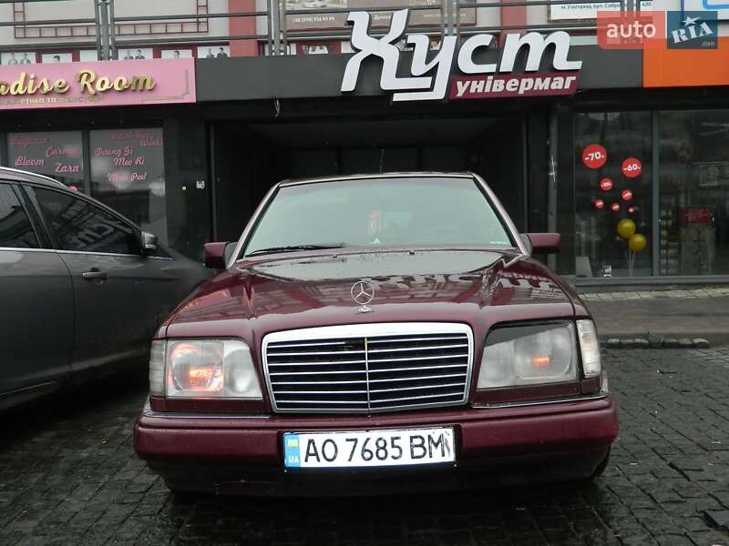 Mercedes-Benz E-Class 1995