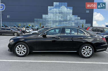 Седан Mercedes-Benz E-Class 2017 в Львові