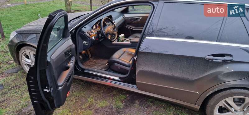 Універсал Mercedes-Benz E-Class 2010 в Андріївці