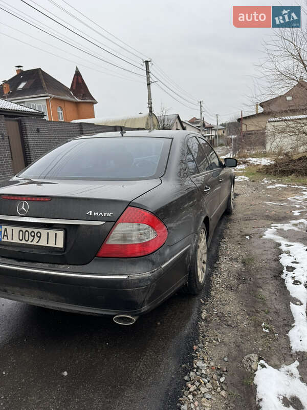 Седан Mercedes-Benz E-Class 2008 в Киеве