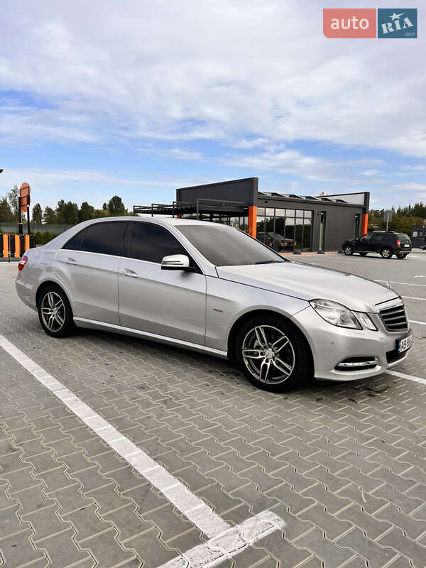 Mercedes-Benz E-Class 2012