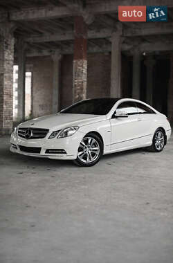 Купе Mercedes-Benz E-Class 2011 в Ровно