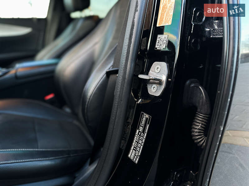 Седан Mercedes-Benz E-Class 2016 в Києві