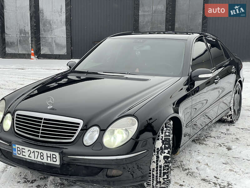 Mercedes-Benz E-Class 2005