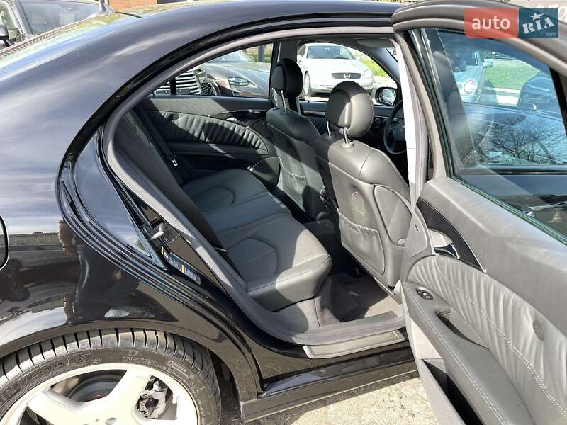 Седан Mercedes-Benz E-Class 2003 в Києві фото 29 Седан Mercedes-Benz E-Class 2003 в Києві