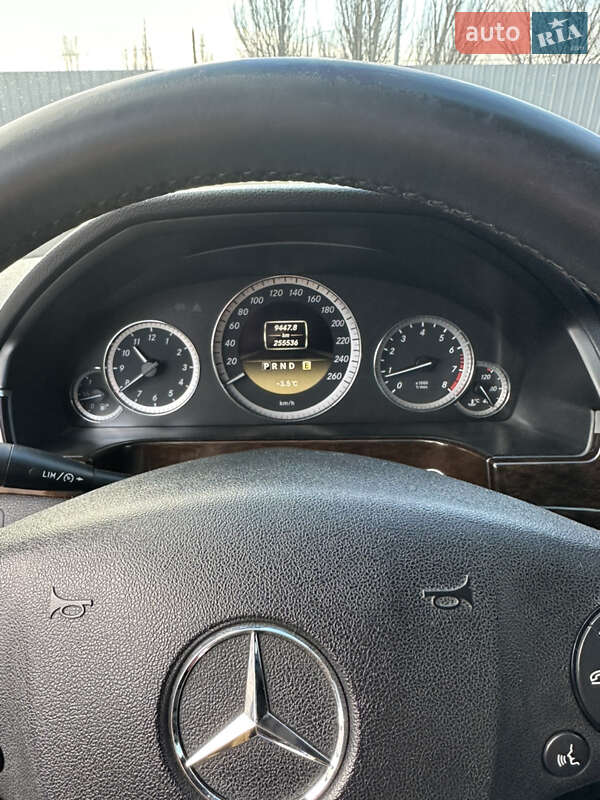 Седан Mercedes-Benz E-Class 2012 в Николаеве фото 17 Седан Mercedes-Benz E-Class 2012 в Николаеве