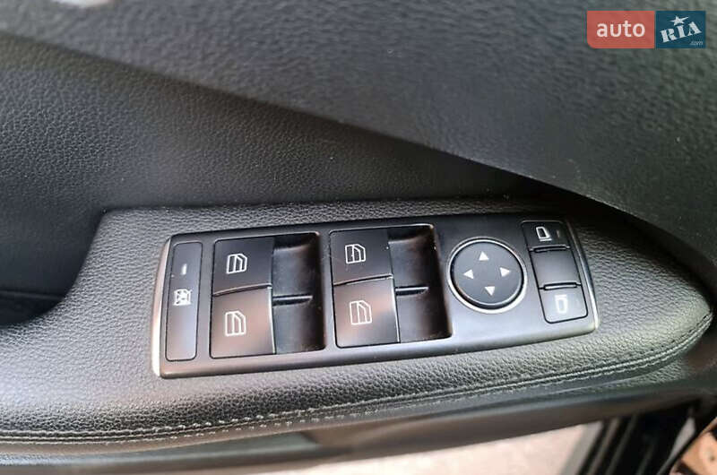 Седан Mercedes-Benz E-Class 2011 в Кривому Розі