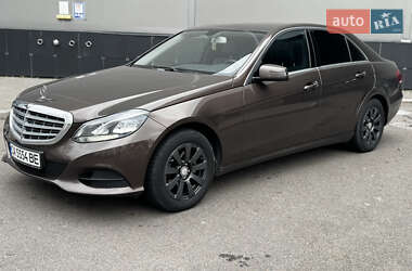 Седан Mercedes-Benz E-Class 2014 в Киеве