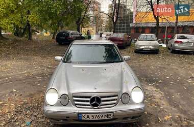 Седан Mercedes-Benz E-Class 2001 в Требухове