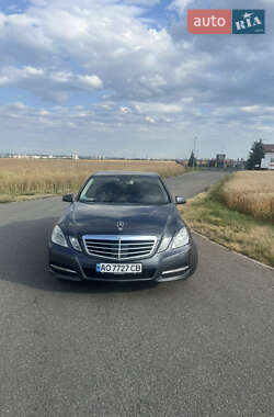 Седан Mercedes-Benz E-Class 2010 в Ужгороді