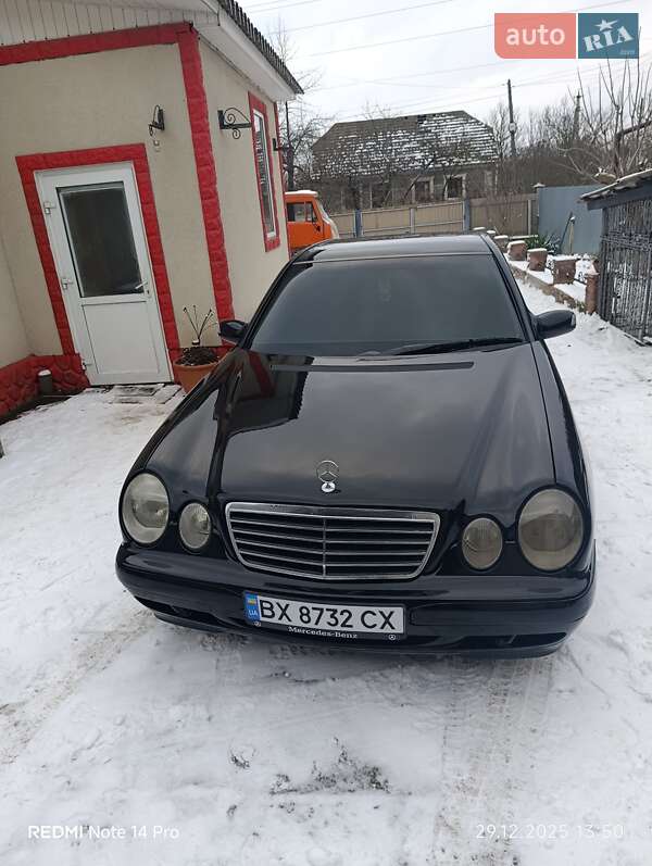 Mercedes-Benz E-Class 2001