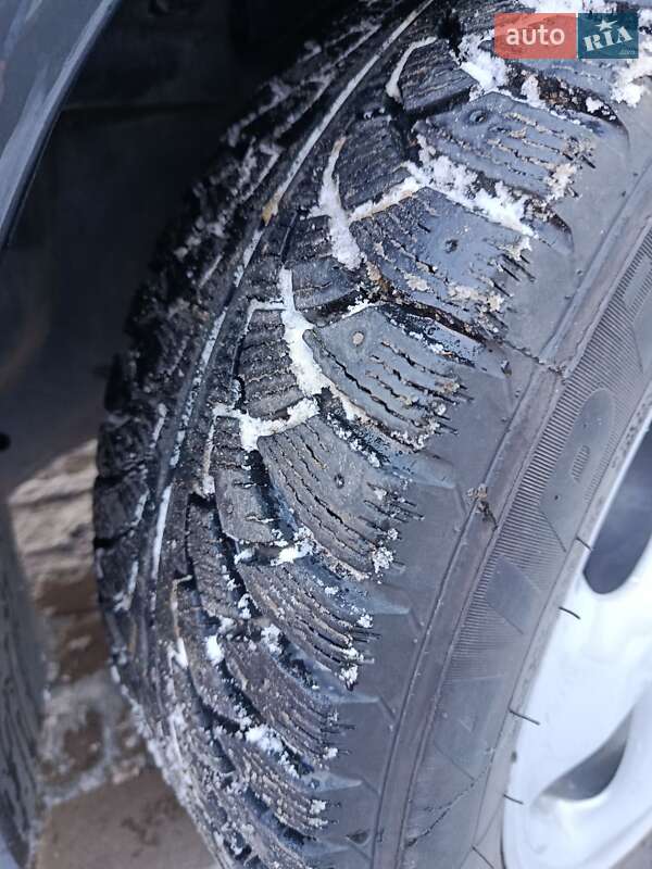 Седан Mercedes-Benz E-Class 2001 в Коломые