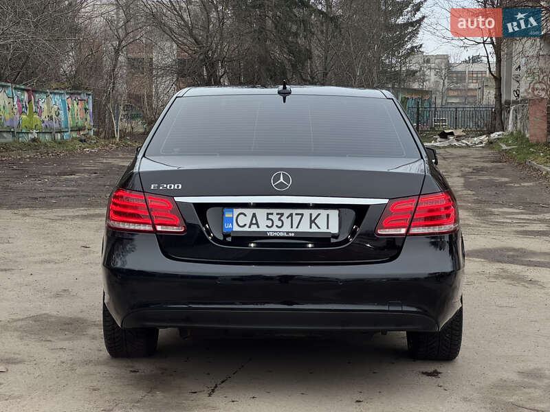 Седан Mercedes-Benz E-Class 2013 в Львові