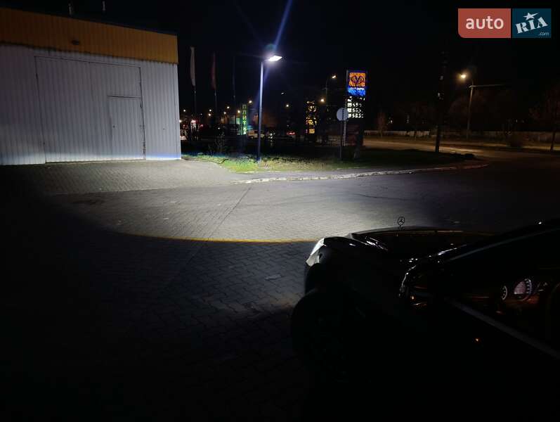 Седан Mercedes-Benz E-Class 2009 в Луцке