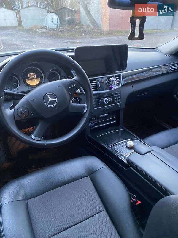 Седан Mercedes-Benz E-Class 2012 в Хмельнике