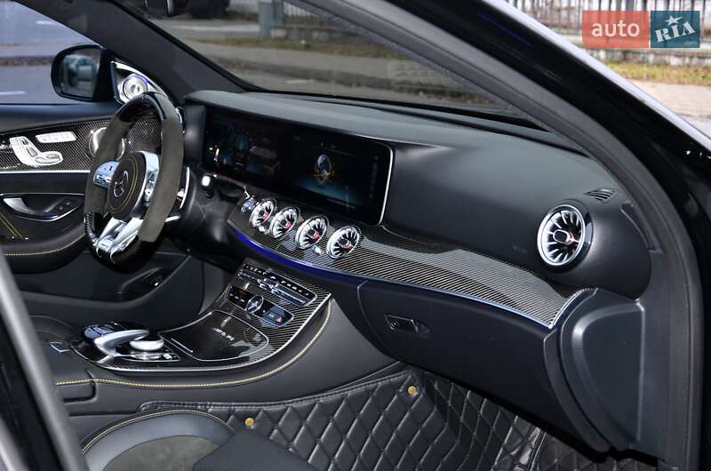 Седан Mercedes-Benz E-Class 2019 в Києві