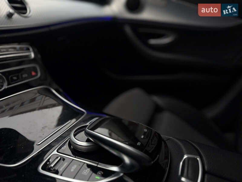 Універсал Mercedes-Benz E-Class 2017 в Івано-Франківську