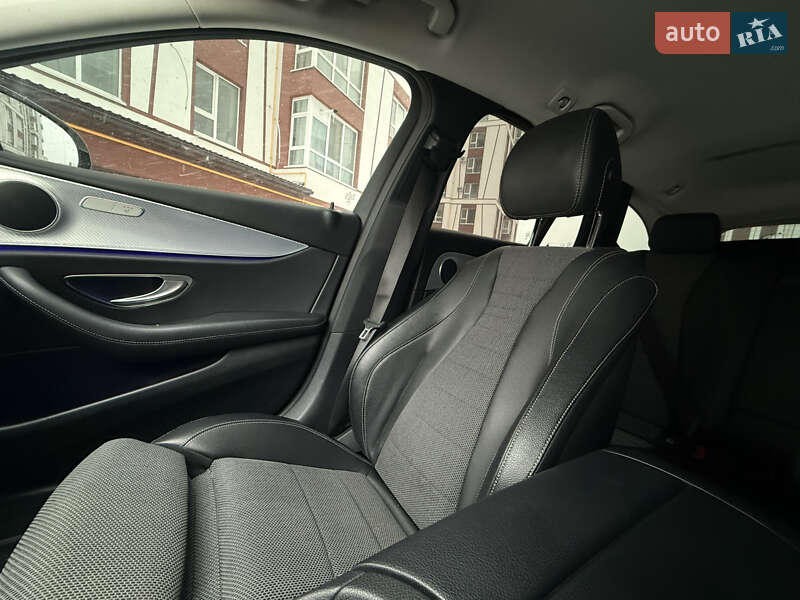 Універсал Mercedes-Benz E-Class 2017 в Івано-Франківську