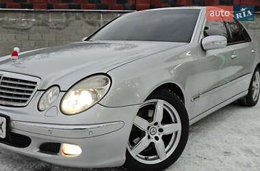 Седан Mercedes-Benz E-Class 2004 в Ровно