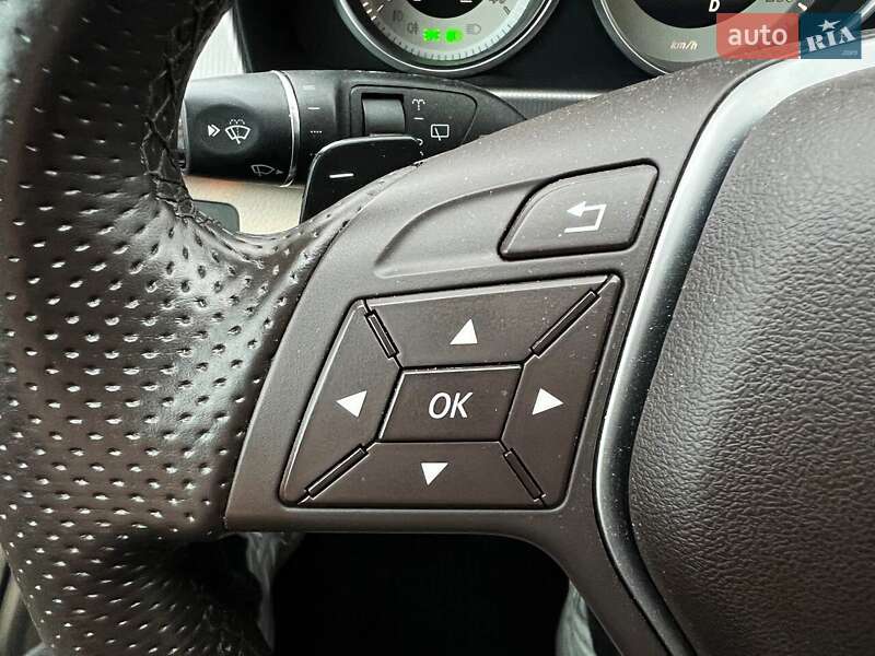 Універсал Mercedes-Benz E-Class 2014 в Києві