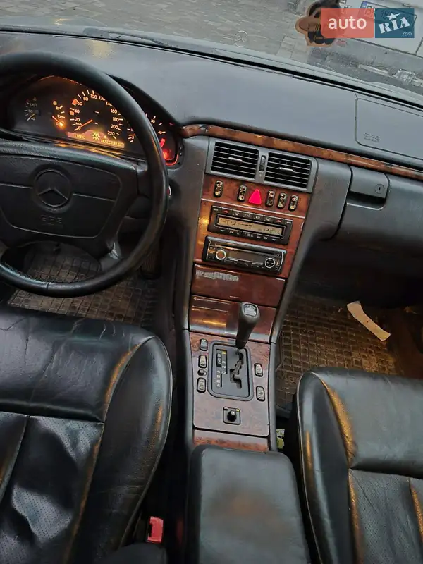 Mercedes-Benz E Class 1998 VIN WDB2102171A681939 фото оголошення 15 з 54