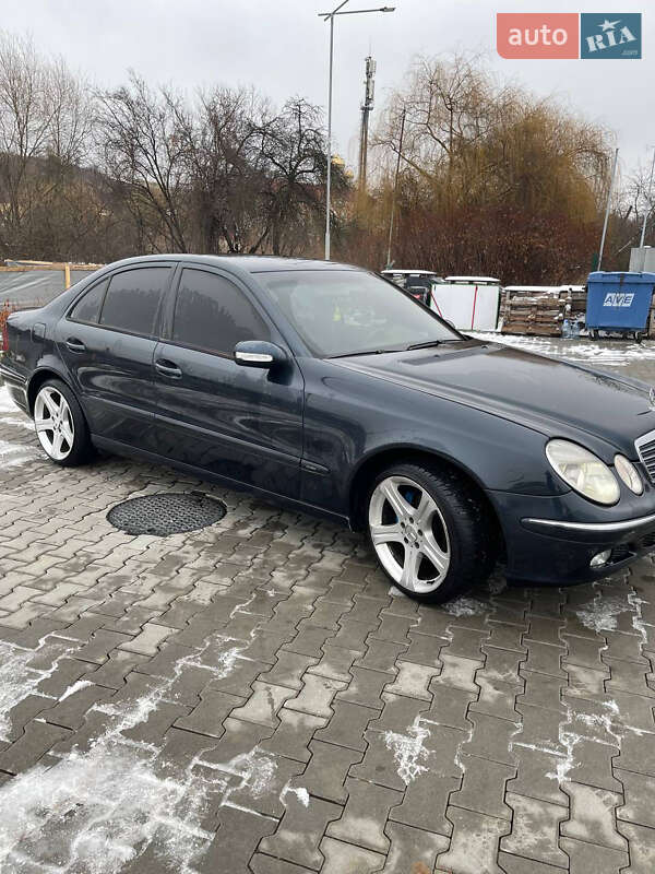 Седан Mercedes-Benz E-Class 2004 в Мукачевому фото 2 Седан Mercedes-Benz E-Class 2004 в Мукачевому