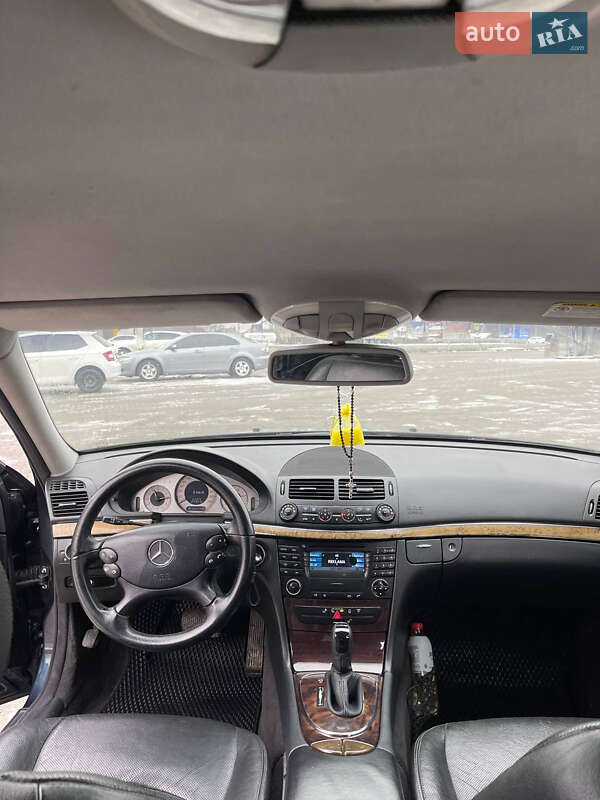 Седан Mercedes-Benz E-Class 2004 в Мукачевому фото 15 Седан Mercedes-Benz E-Class 2004 в Мукачевому