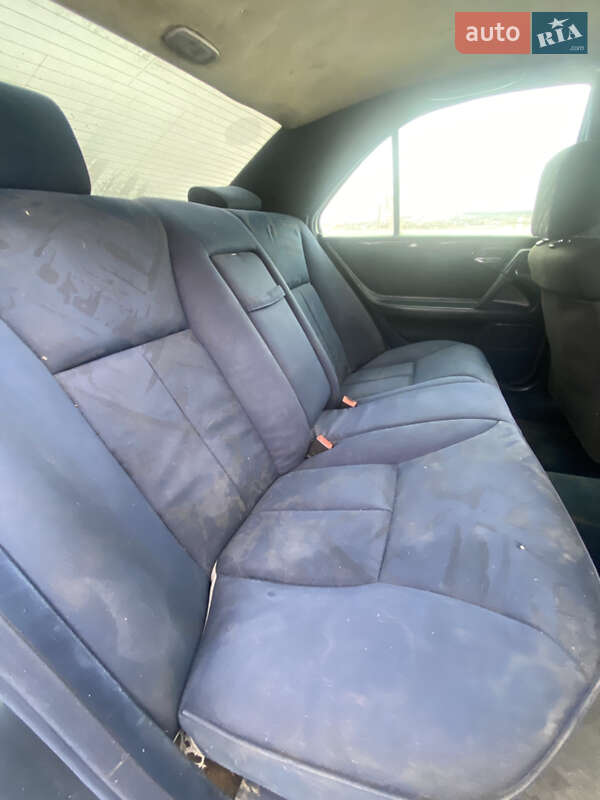 Седан Mercedes-Benz E-Class 1998 в Копичинці