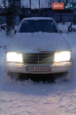 Седан Mercedes-Benz E-Class 1992 в Бердичеве