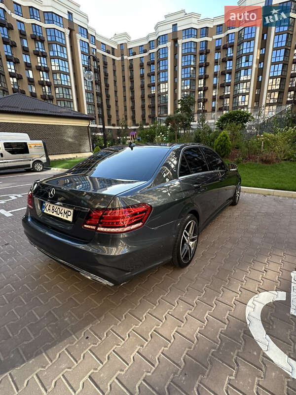 Седан Mercedes-Benz E-Class 2014 в Києві
