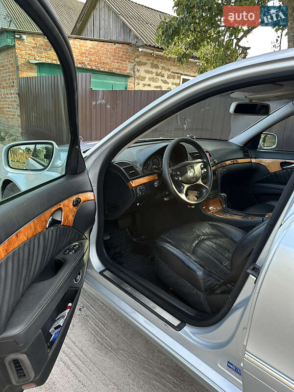 Седан Mercedes-Benz E-Class 2007 в Засуллі фото 8 Седан Mercedes-Benz E-Class 2007 в Засуллі