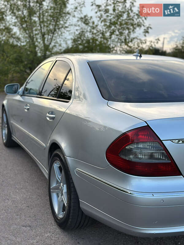 Седан Mercedes-Benz E-Class 2007 в Засуллі фото 14 Седан Mercedes-Benz E-Class 2007 в Засуллі