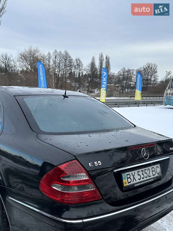 Седан Mercedes-Benz E-Class 2005 в Буче