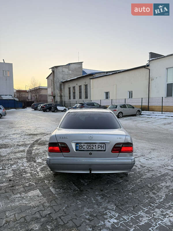 Седан Mercedes-Benz E-Class 2001 в Яворові фото 4 Седан Mercedes-Benz E-Class 2001 в Яворові