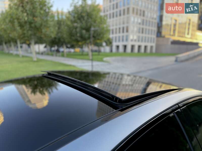 Седан Mercedes-Benz E-Class 2022 в Днепре