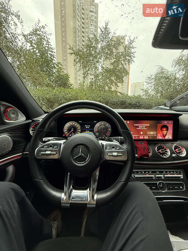 Седан Mercedes-Benz E-Class 2019 в Киеве