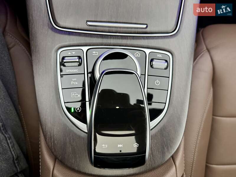 Седан Mercedes-Benz E-Class 2017 в Киеве