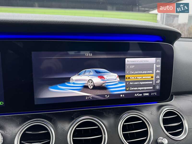 Седан Mercedes-Benz E-Class 2017 в Киеве