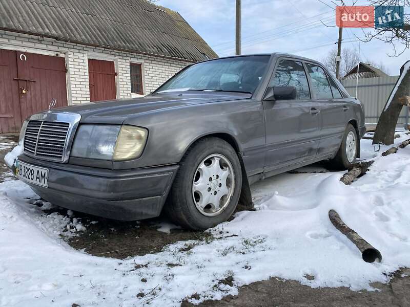 Седан Mercedes-Benz E-Class 1987 в Калинівці фото Седан Mercedes-Benz E-Class 1987 в Калинівці