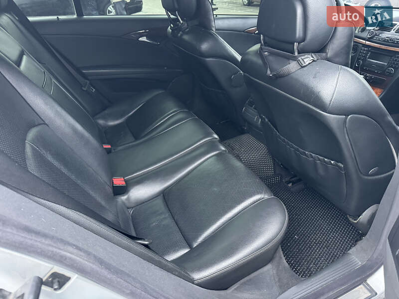 Седан Mercedes-Benz E-Class 2002 в Житомире фото 13 Седан Mercedes-Benz E-Class 2002 в Житомире