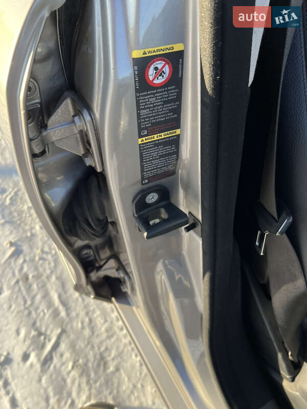 Седан Mercedes-Benz E-Class 2006 в Луцке