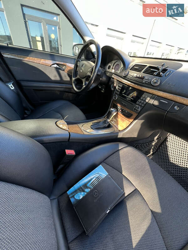 Седан Mercedes-Benz E-Class 2006 в Луцке