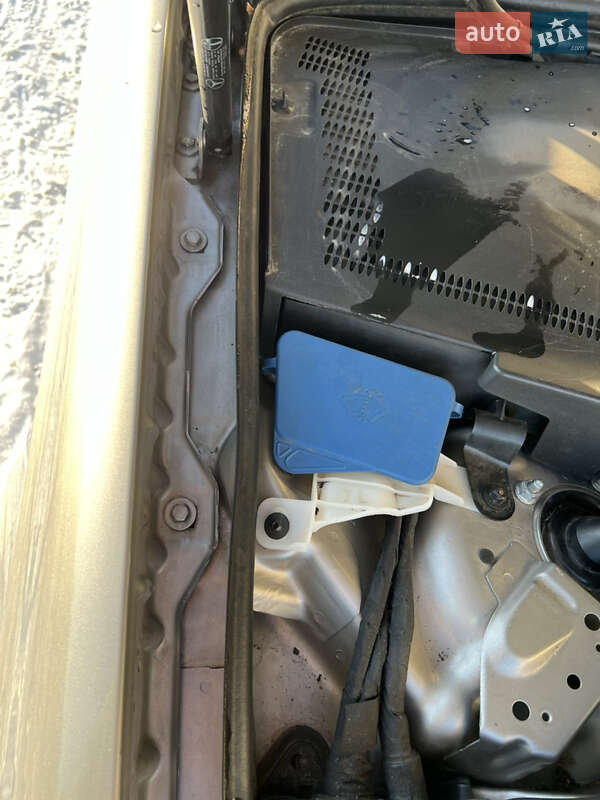 Седан Mercedes-Benz E-Class 2006 в Луцке