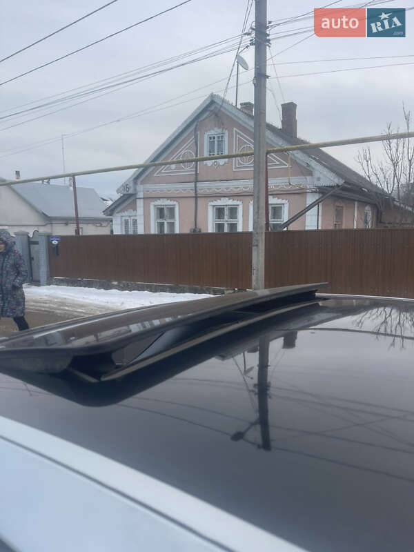 Седан Mercedes-Benz E-Class 2003 в Чернівцях