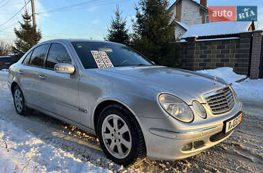 Седан Mercedes-Benz E-Class 2004 в Киеве