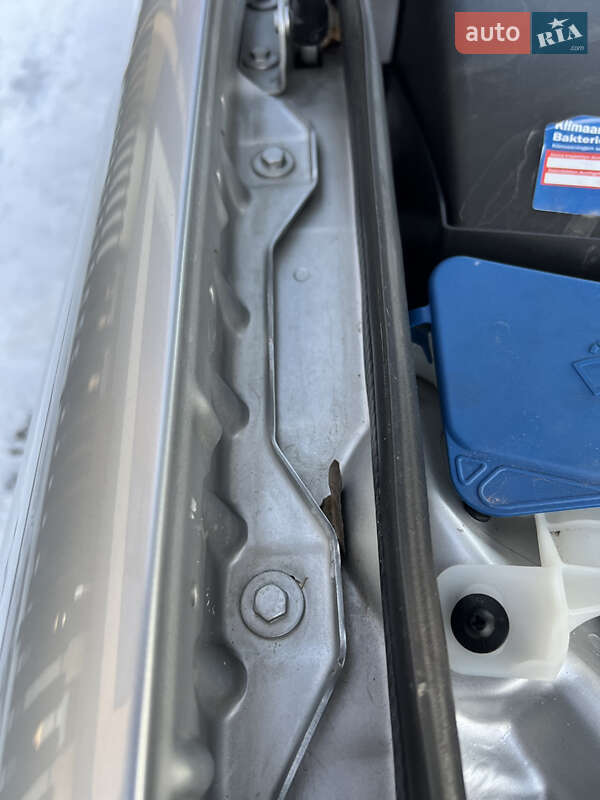 Седан Mercedes-Benz E-Class 2004 в Киеве фото 64 Седан Mercedes-Benz E-Class 2004 в Киеве