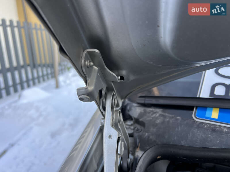 Седан Mercedes-Benz E-Class 2004 в Киеве фото 63 Седан Mercedes-Benz E-Class 2004 в Киеве